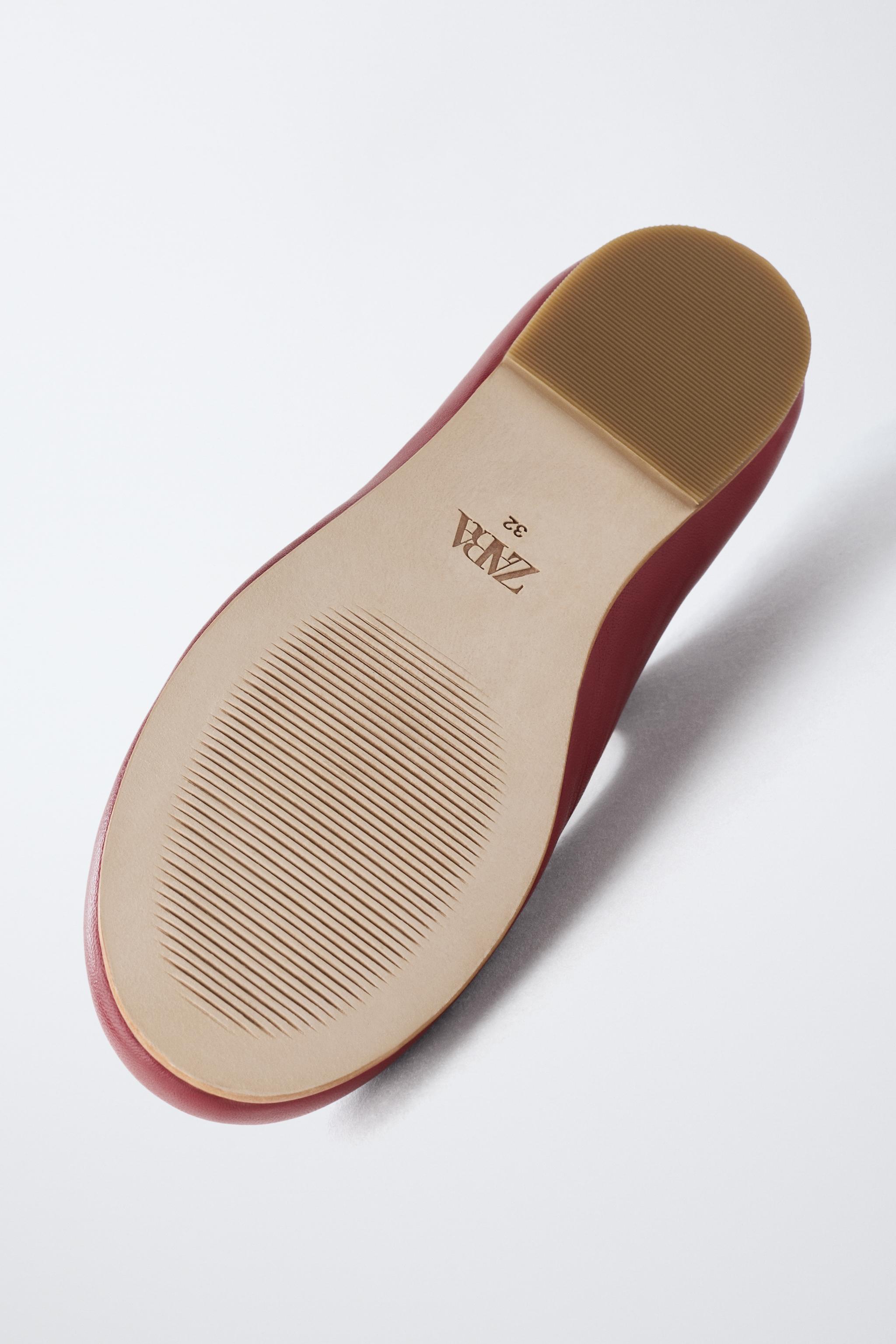 T-STRAP LEATHER BALLET FLATS